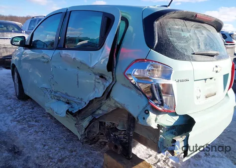 2017 Chevrolet Spark 1Lt Cvt z USA, uszkodzony, nr VIN KL8CD6SA5HC811905